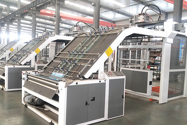 BZJ-L SERIES AUTOMATIC FLUTE LAMINATOR MACHINE