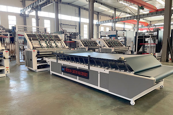 BZJ-Q3 SERIES SEMI-AUTO FLUTE LAMINATOR MACHINE