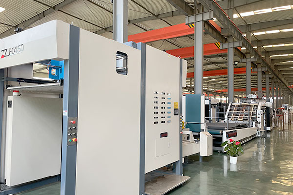 BZJ-GS SERIES AUTOMATIC FLUTE LAMINATOR MACHINE